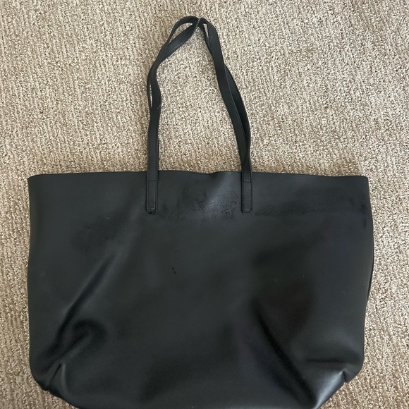 SAINT LAURENT Large LEATHER shopping tote 
BLACK - Picture 4 of 5
